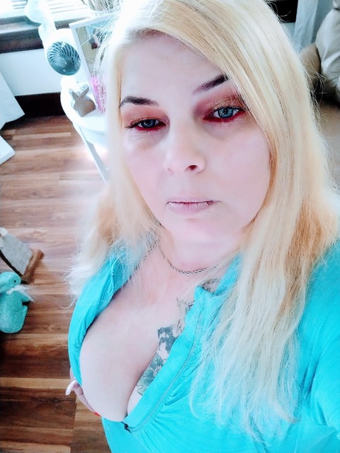 bbwphatassnblonde avatar