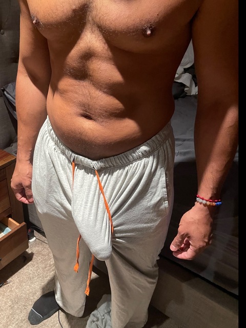 papibigdick10 avatar