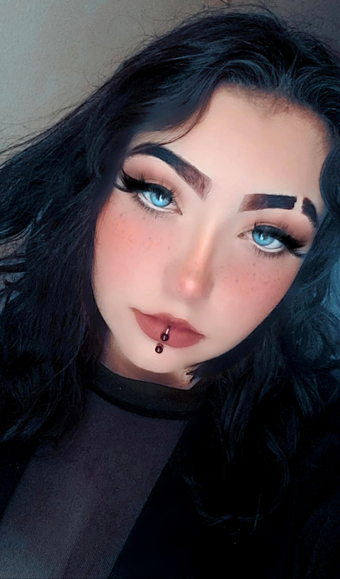 witchygothgf avatar